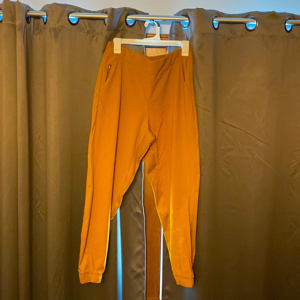 Athleta Textured Brooklyn Jogger